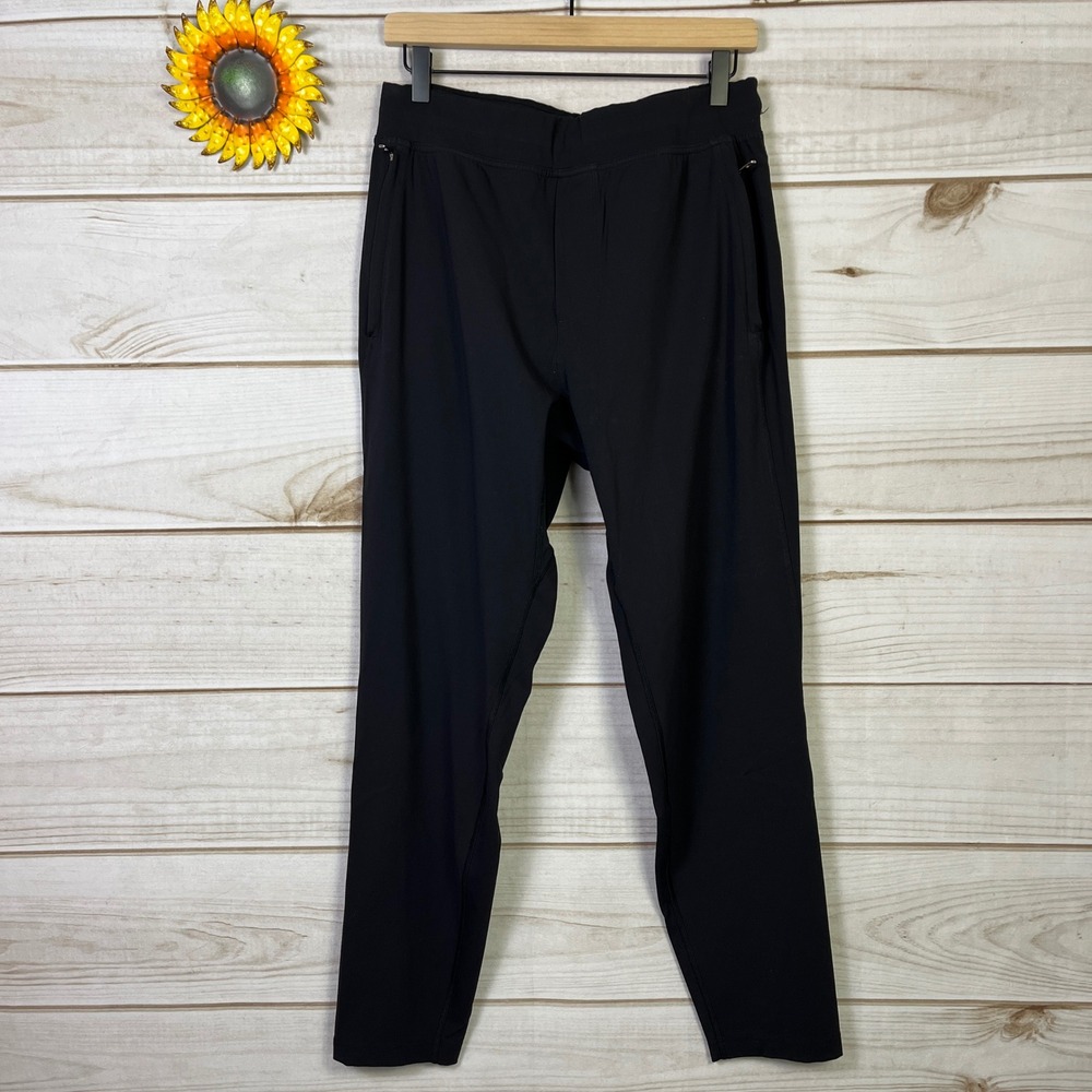 Lululemon black Athletic Shorts Mens Zipper Pocket Gym Workout Medium Jogger M